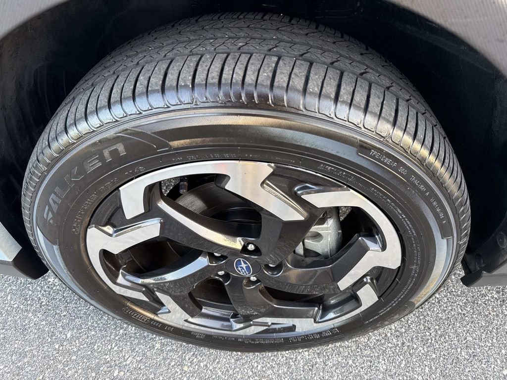 Used 2023 Subaru Crosstrek 2.5i Limited w/ Moonroof Package image 12