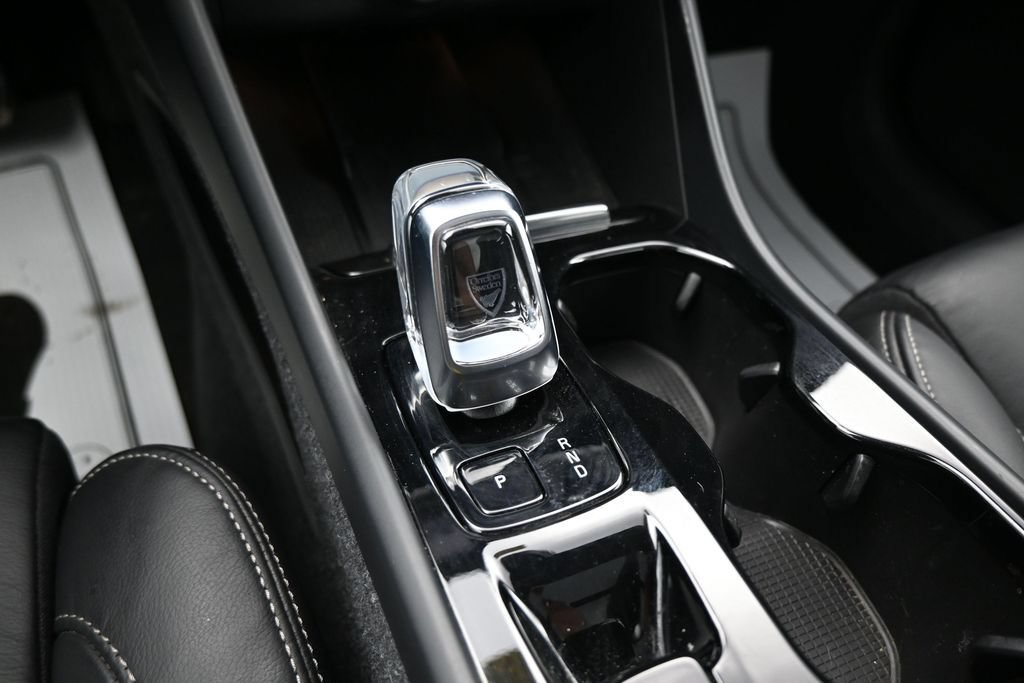 Used 2023 Volvo XC40 B5 Plus w/ Climate Package AWD/4WD image 20