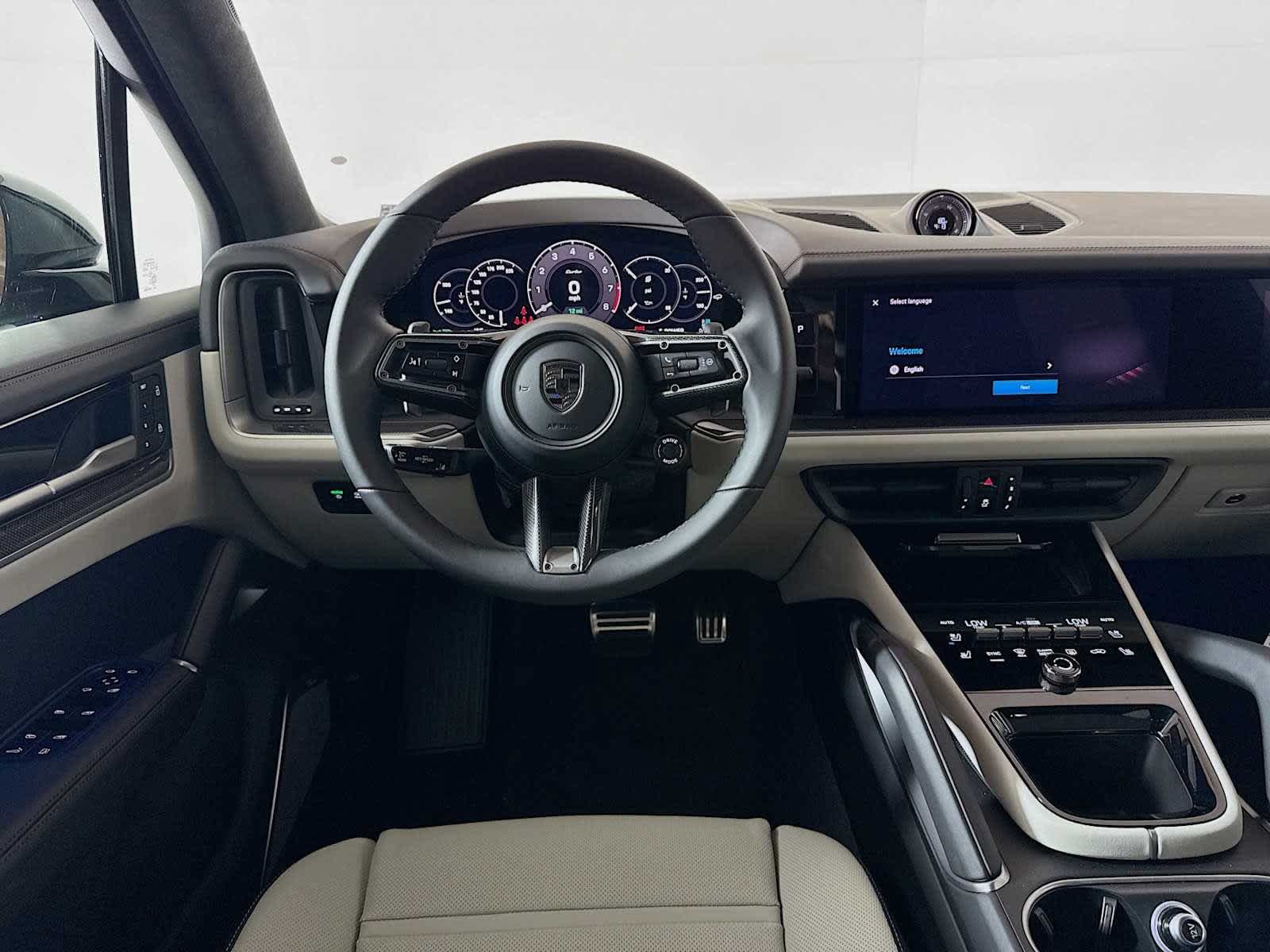 New 2025 Porsche Cayenne Turbo AWD/4WD image 18