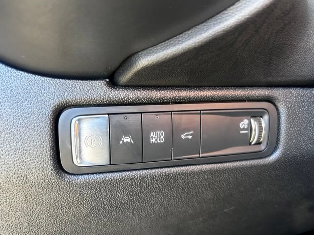 Used 2024 Chevrolet Equinox EV RS FWD image 25