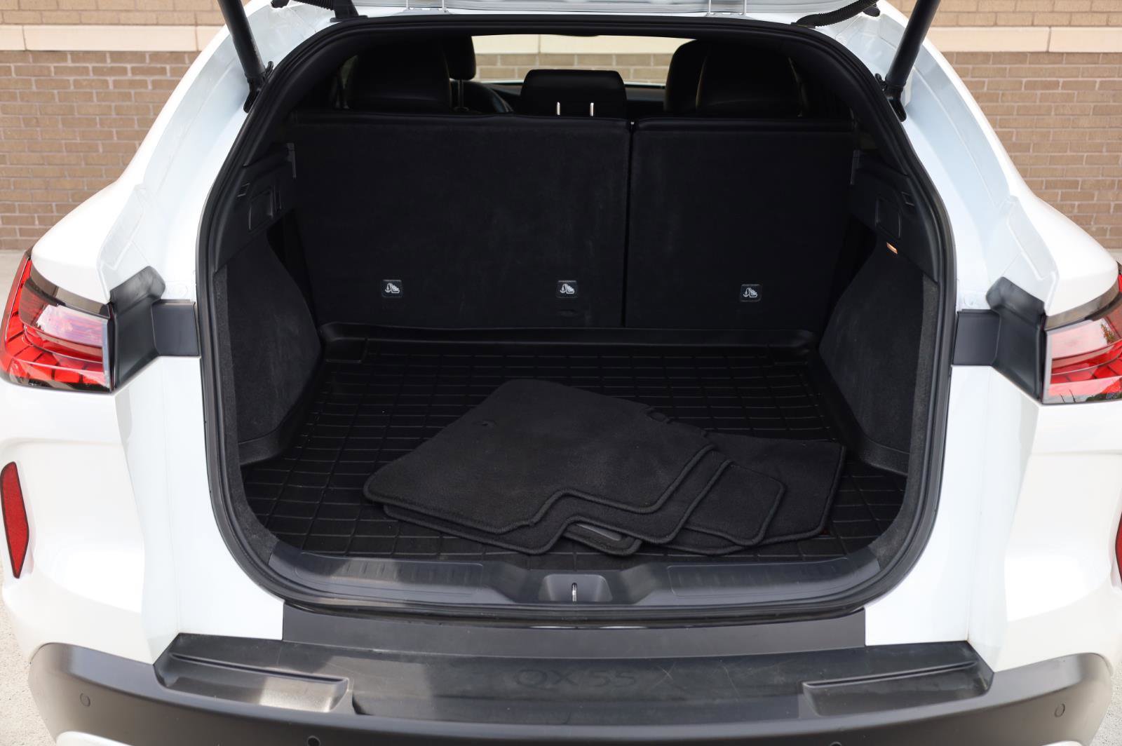 Used 2023 INFINITI QX55 Luxe w/ Cargo Package AWD/4WD image 11