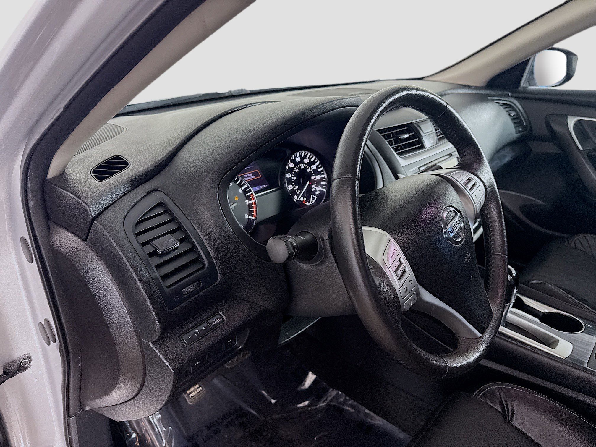 Used 2016 Nissan Altima 2.5 SL w/ 2.5 Technology w/LED Package image 23