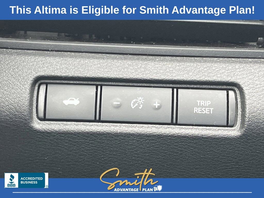 Used 2023 Nissan Altima 2.5 SR image 14