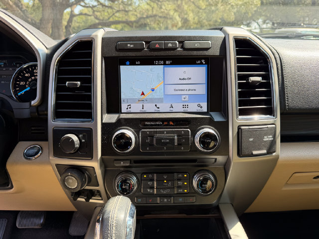Used 2017 Ford F150 Lariat w/ Equipment Group 502A Luxury RWD image 14