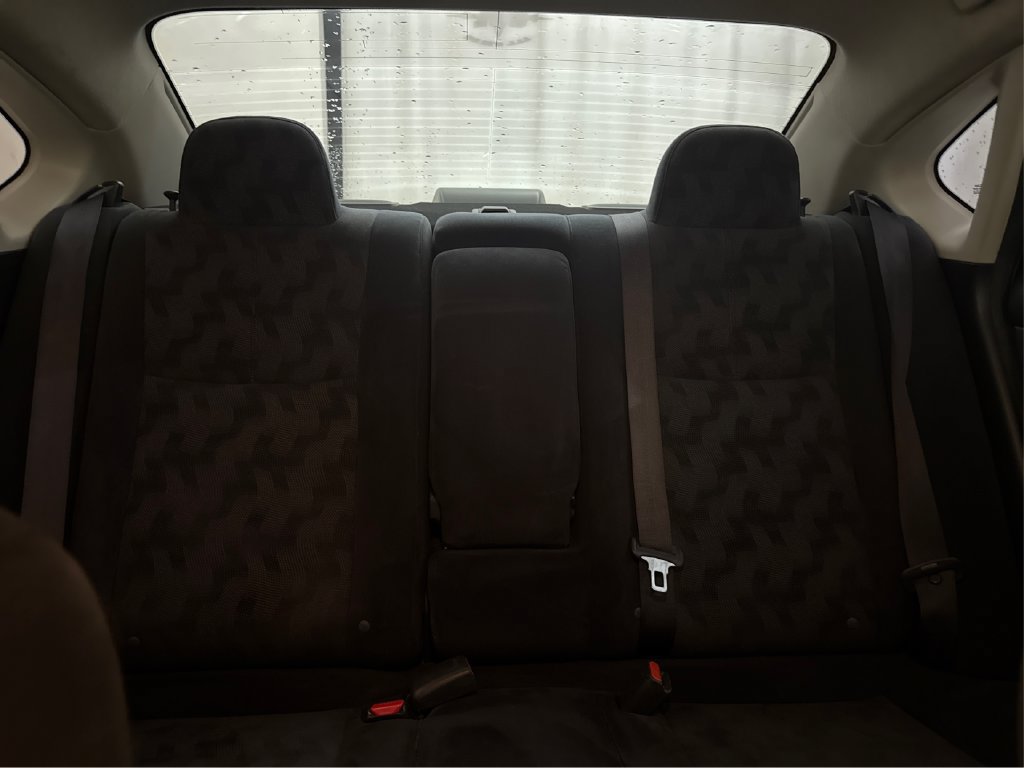 Used 2013 Nissan Sentra SV FWD image 38