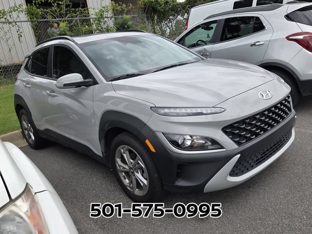 Used 2023 Hyundai Kona SEL w/ Convenience Package FWD image 5