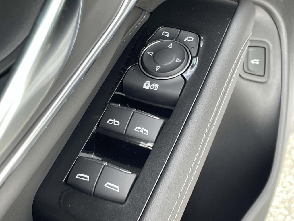 New 2025 Cadillac CT4 Premium Luxury image 17