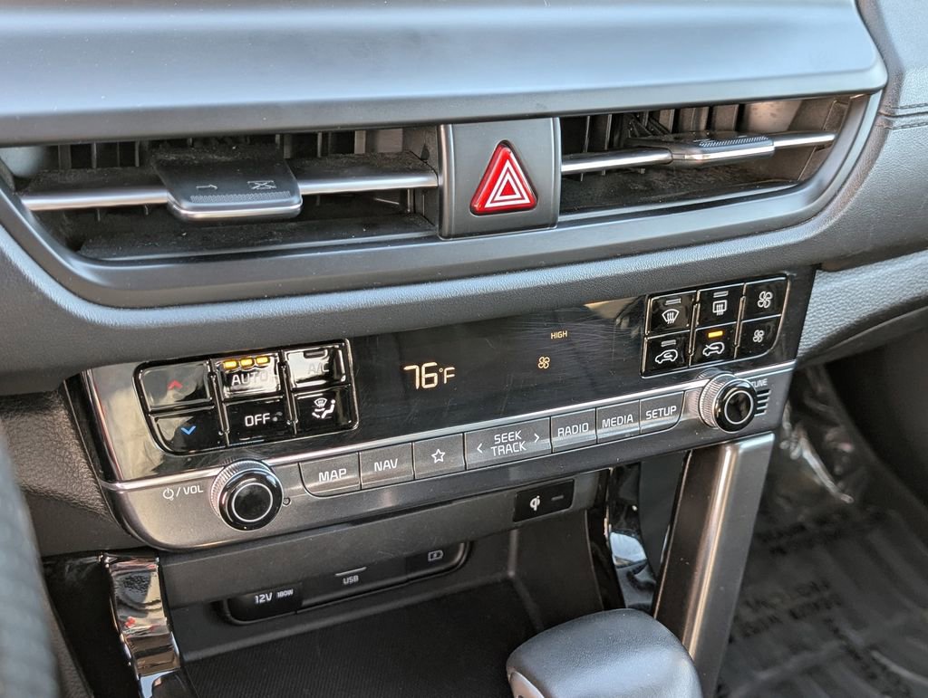 Used 2024 Kia Seltos SX image 29