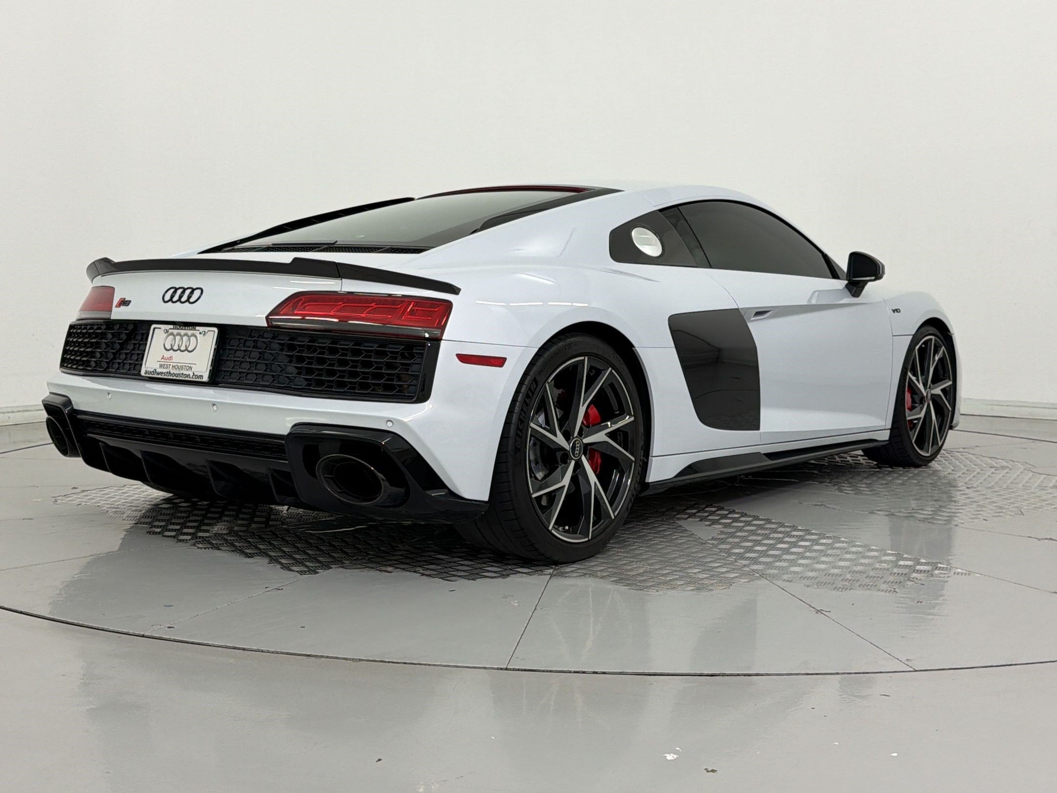 Used 2023 Audi R8 V10 performance RWD image 9