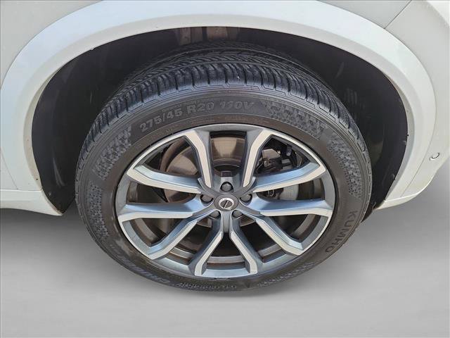 Used 2016 Volvo XC90 T6 Momentum w/ Momentum Plus Package AWD/4WD image 11