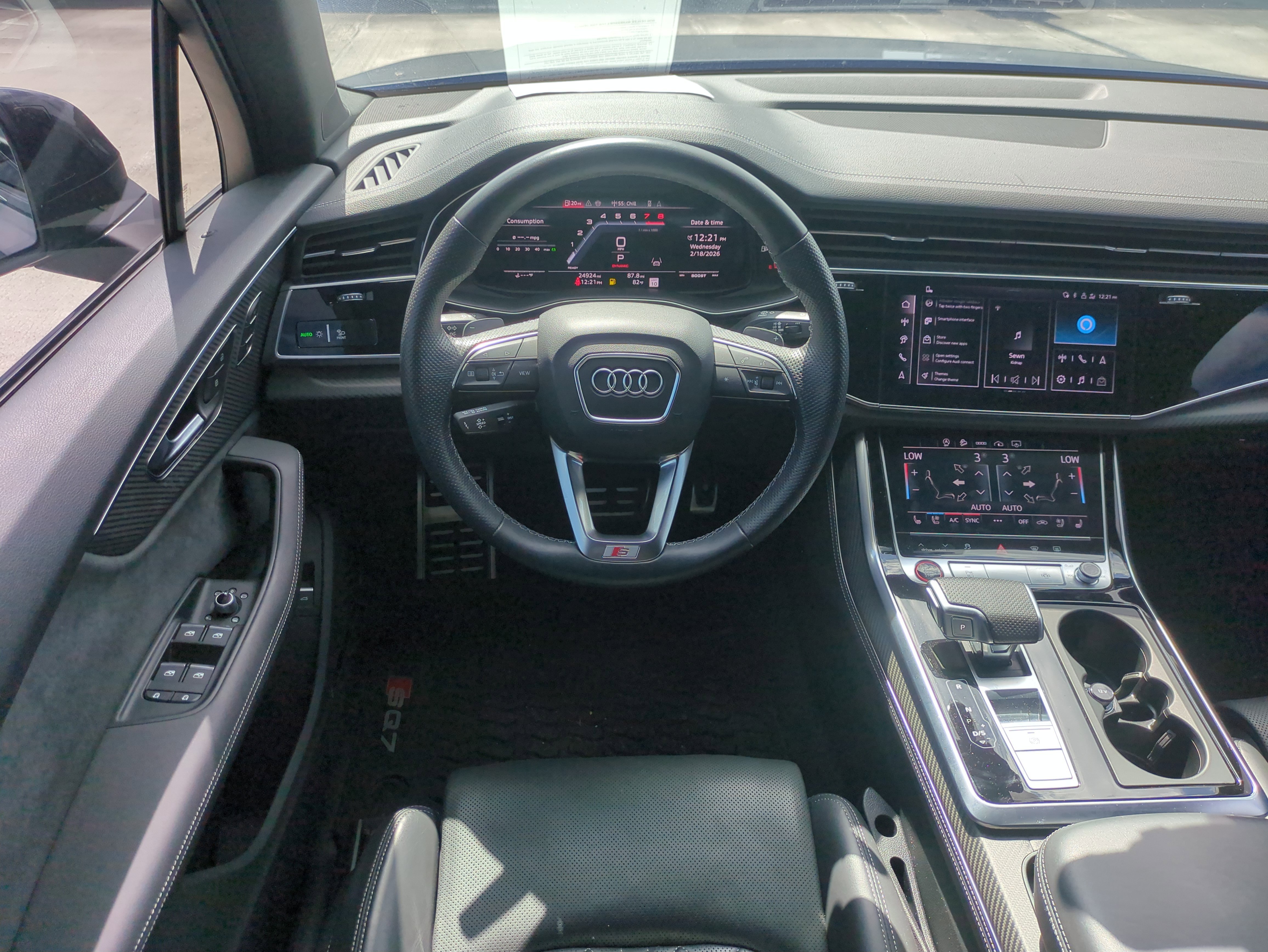 Used 2025 Audi SQ7 Premium Plus w/ Executive Package image 17