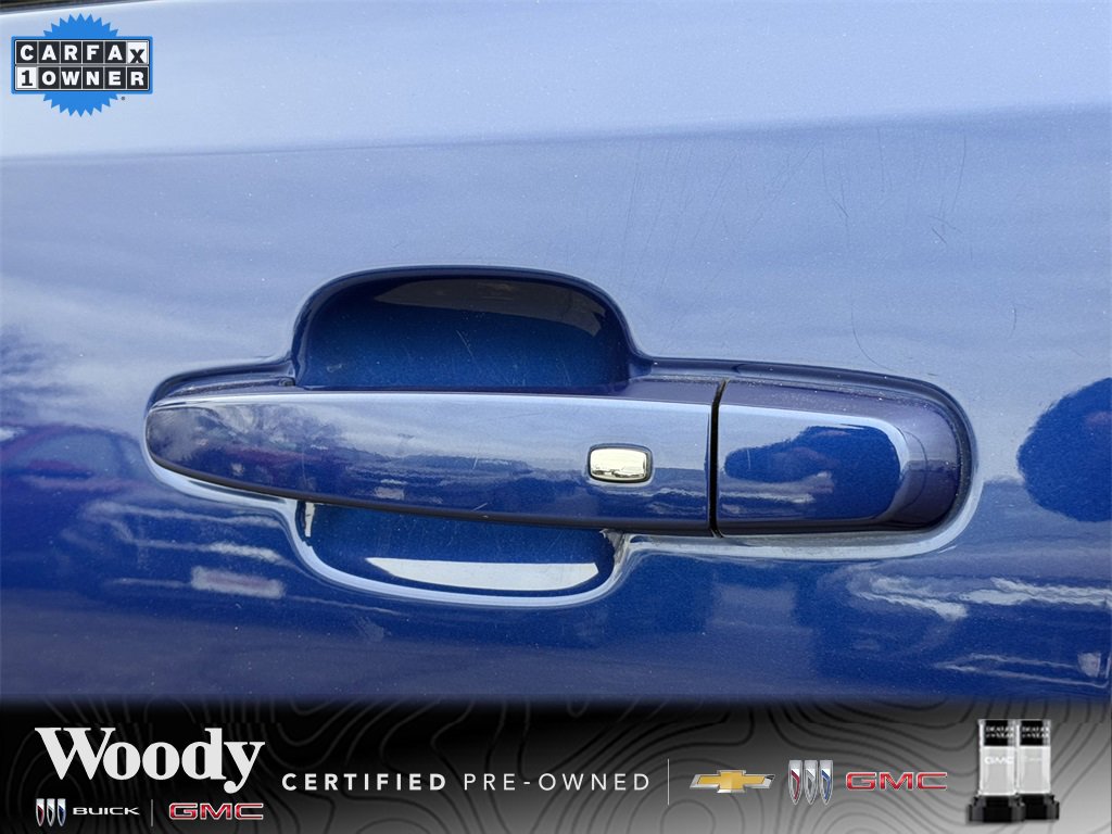 Certified 2023 GMC Acadia SLT w/ Elevation Edition image 12