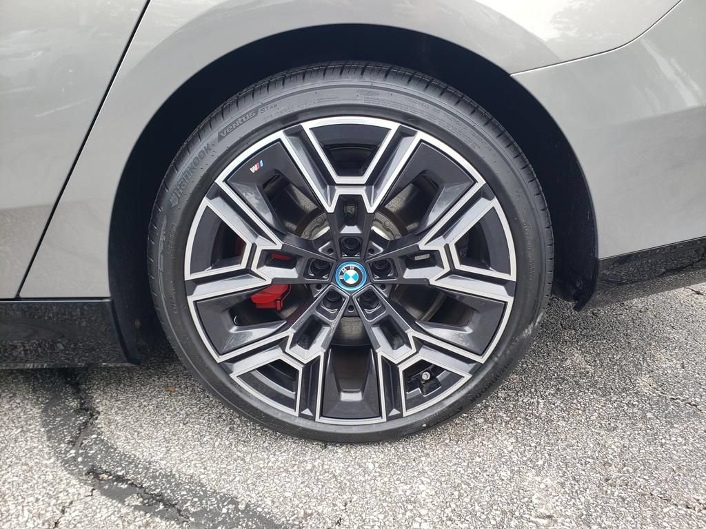 Certified 2024 BMW i5 M60 w/ Premium Package AWD/4WD image 33