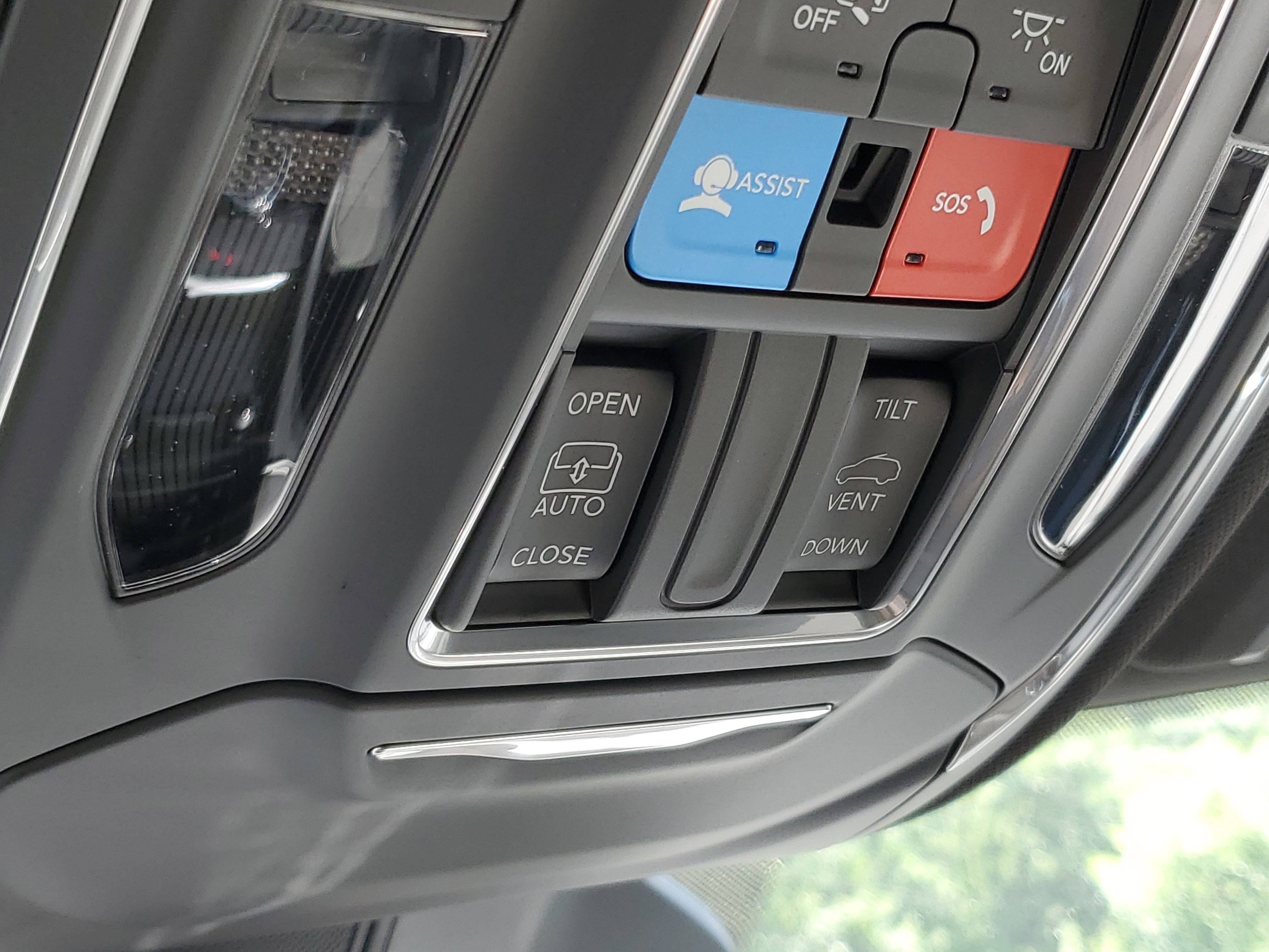 New 2025 Jeep Grand Cherokee L Laredo w/ Luxury Tech Group I image 21