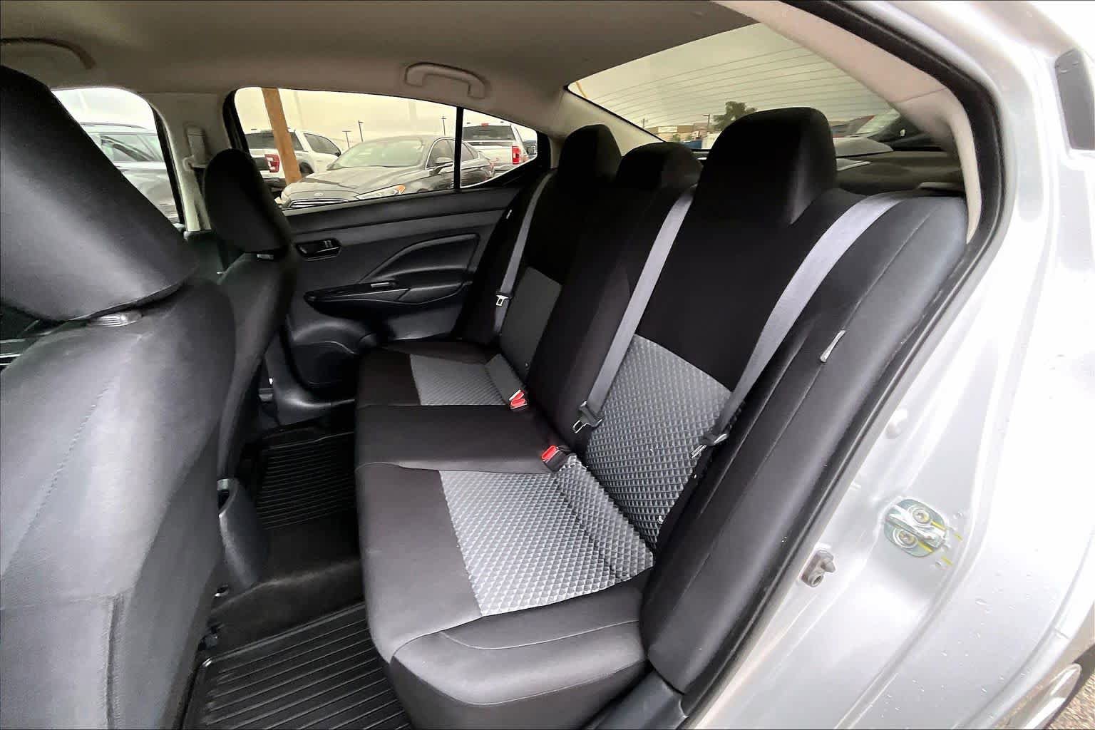 Used 2024 Nissan Versa S FWD image 21