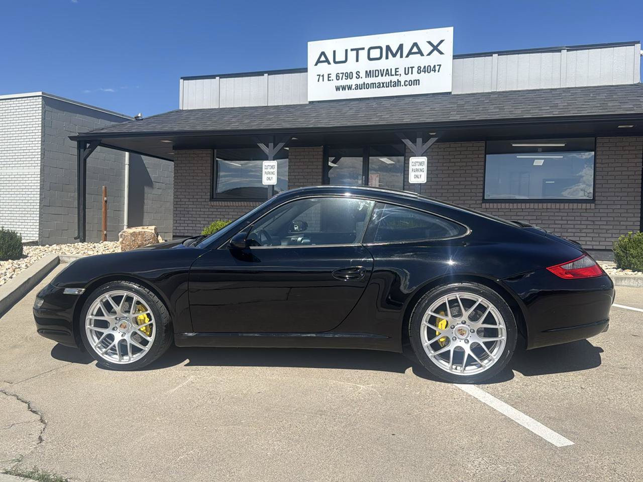 Used 2005 Porsche 911 Carrera RWD image 8