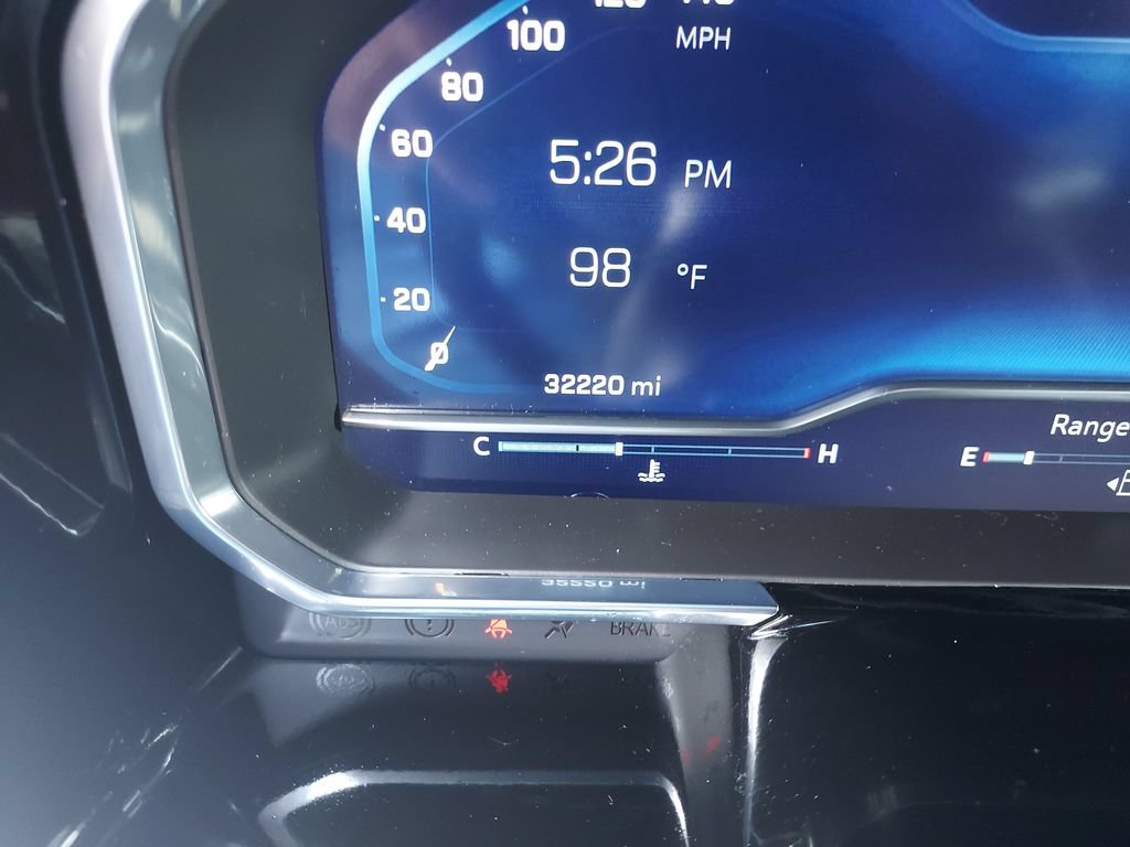 Used 2025 Chevrolet Silverado 1500 LT AWD/4WD image 19