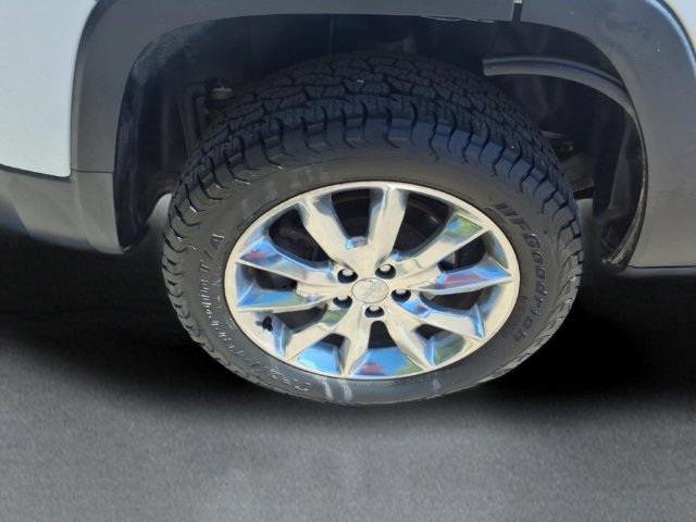 Used 2016 Jeep Cherokee Limited AWD/4WD image 9