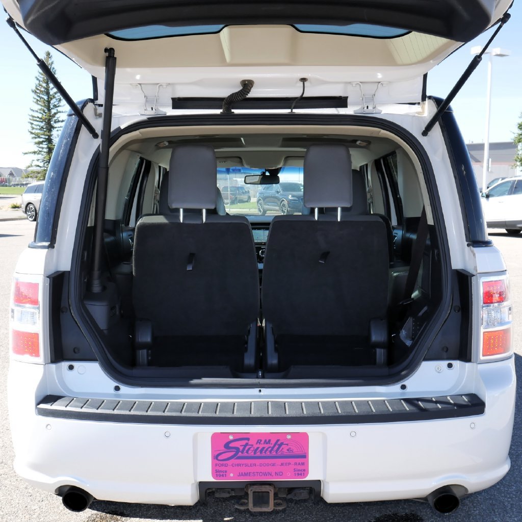 Used 2018 Ford Flex Limited w/ Equipment Group 303A AWD/4WD image 18