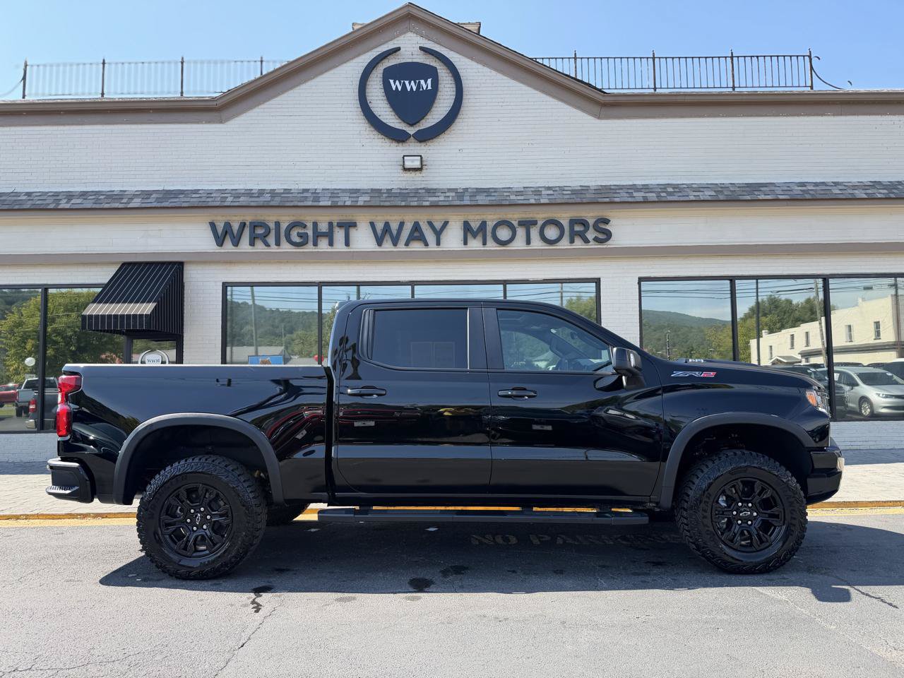 Used 2026 Chevrolet Silverado 1500 ZR2 AWD/4WD image 3