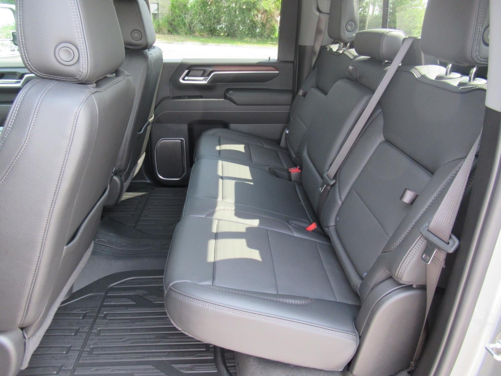New 2026 GMC Sierra 2500 Denali w/ Denali Reserve Package AWD/4WD image 40