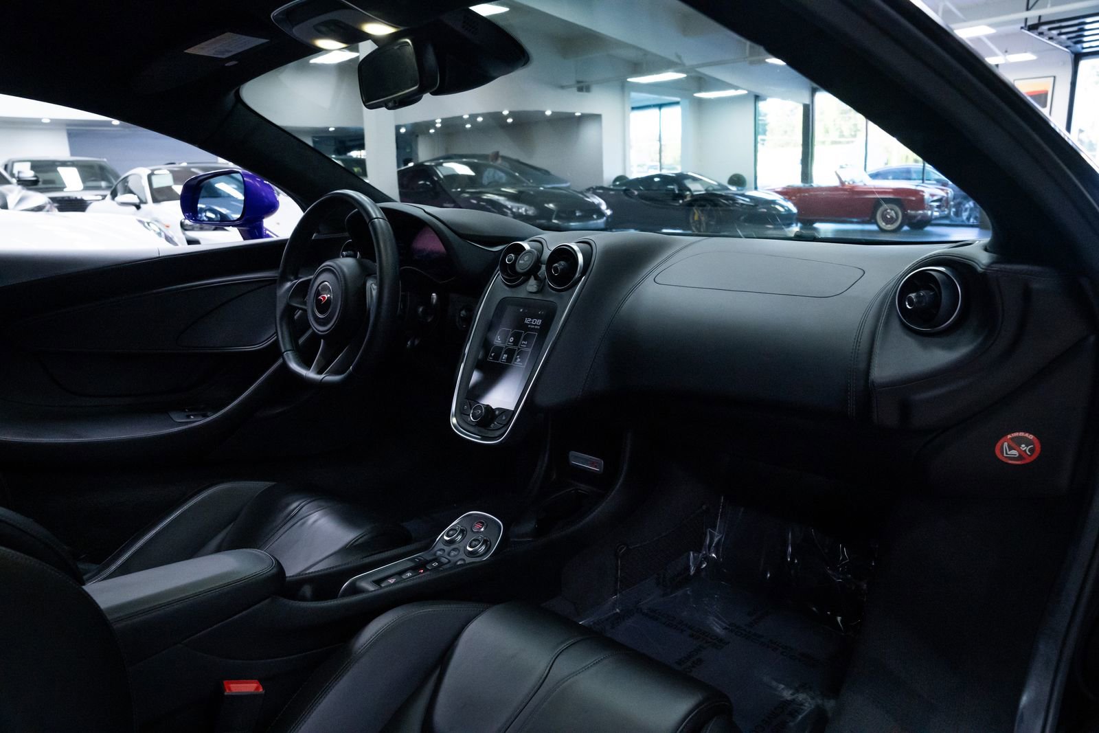 Used 2018 McLaren 570S Coupe RWD image 26
