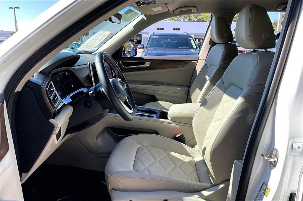Certified 2024 Volkswagen Atlas SE image 21