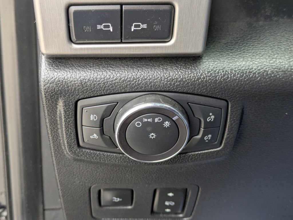 Used 2021 Ford F250 Platinum image 24