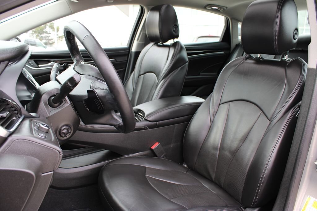 Used 2018 Buick LaCrosse Premium w/ Driver Confidence Package #2 image 10