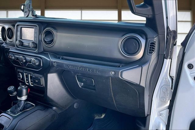 Used 2020 Jeep Wrangler Sport image 17