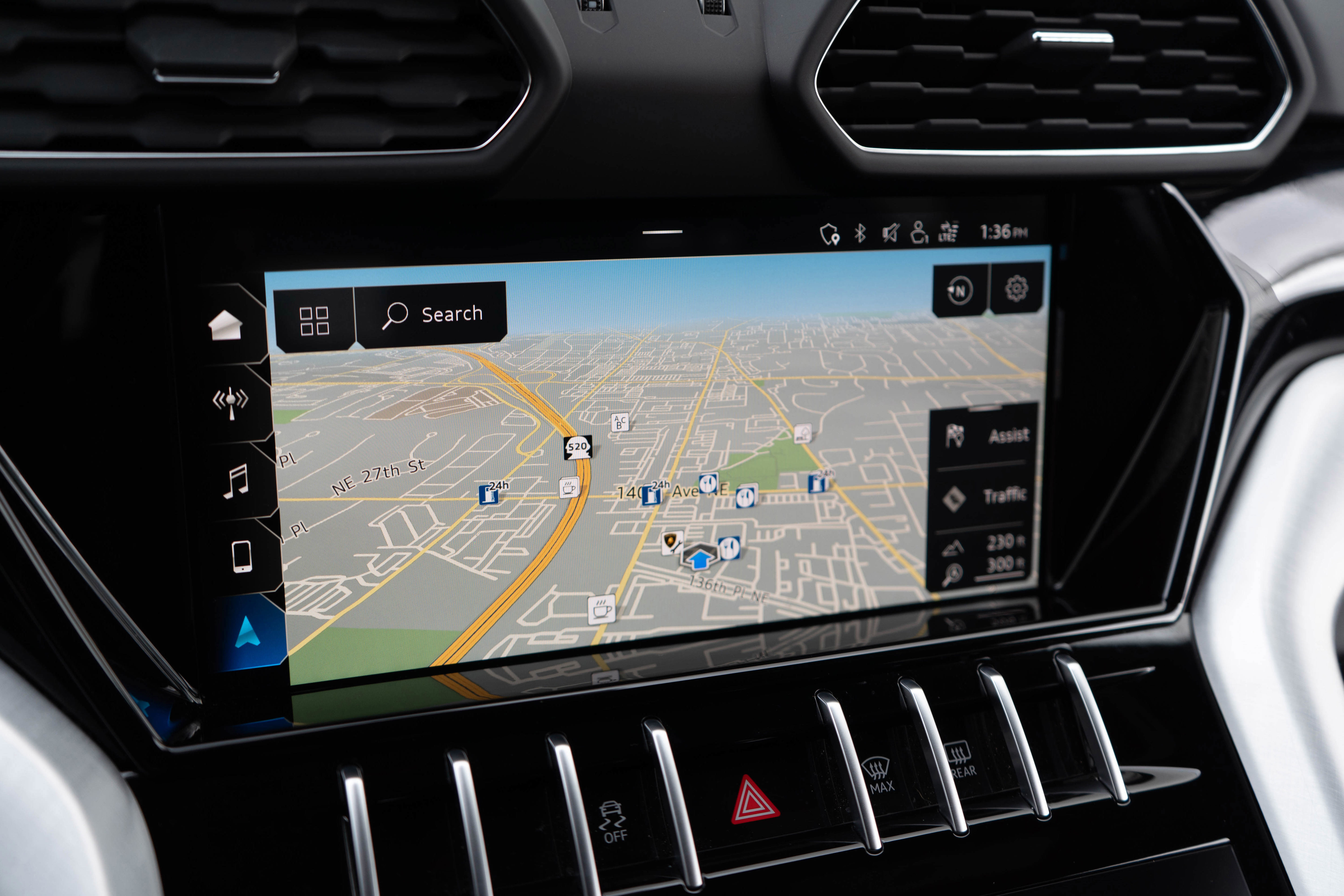 Used 2021 Lamborghini Urus image 18