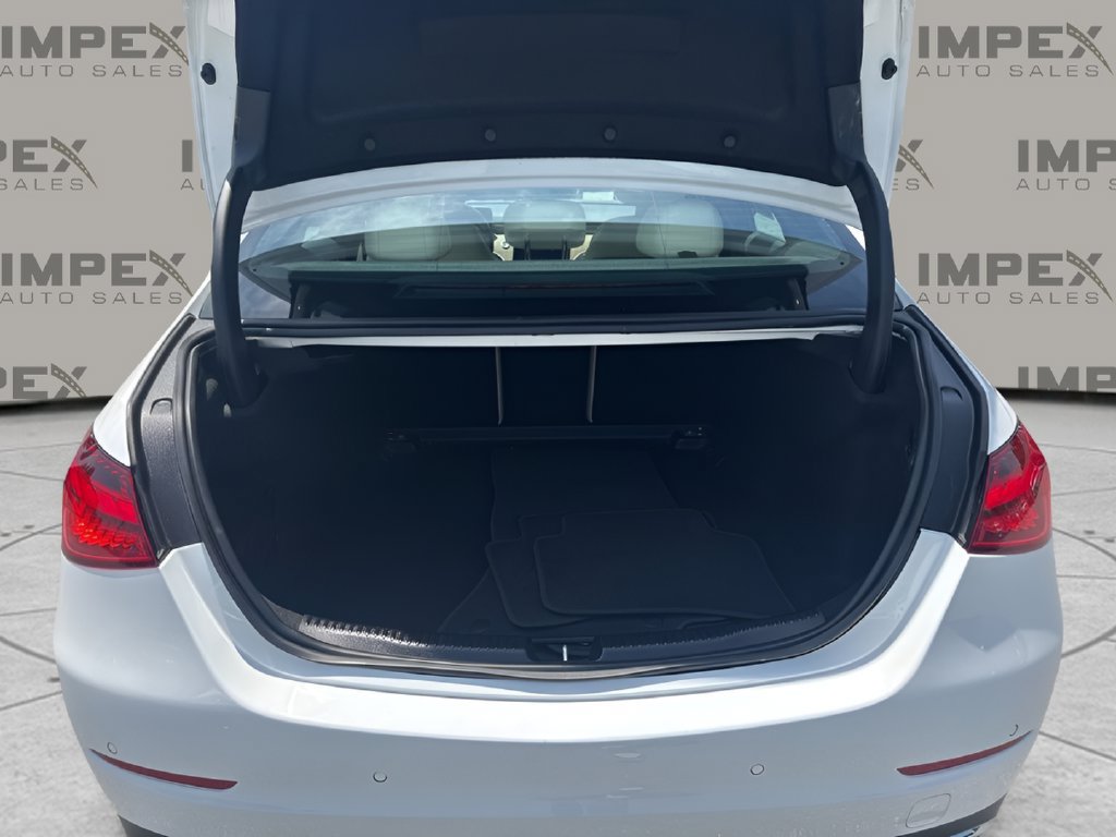 Used 2025 Mercedes-Benz C 300 Sedan image 25