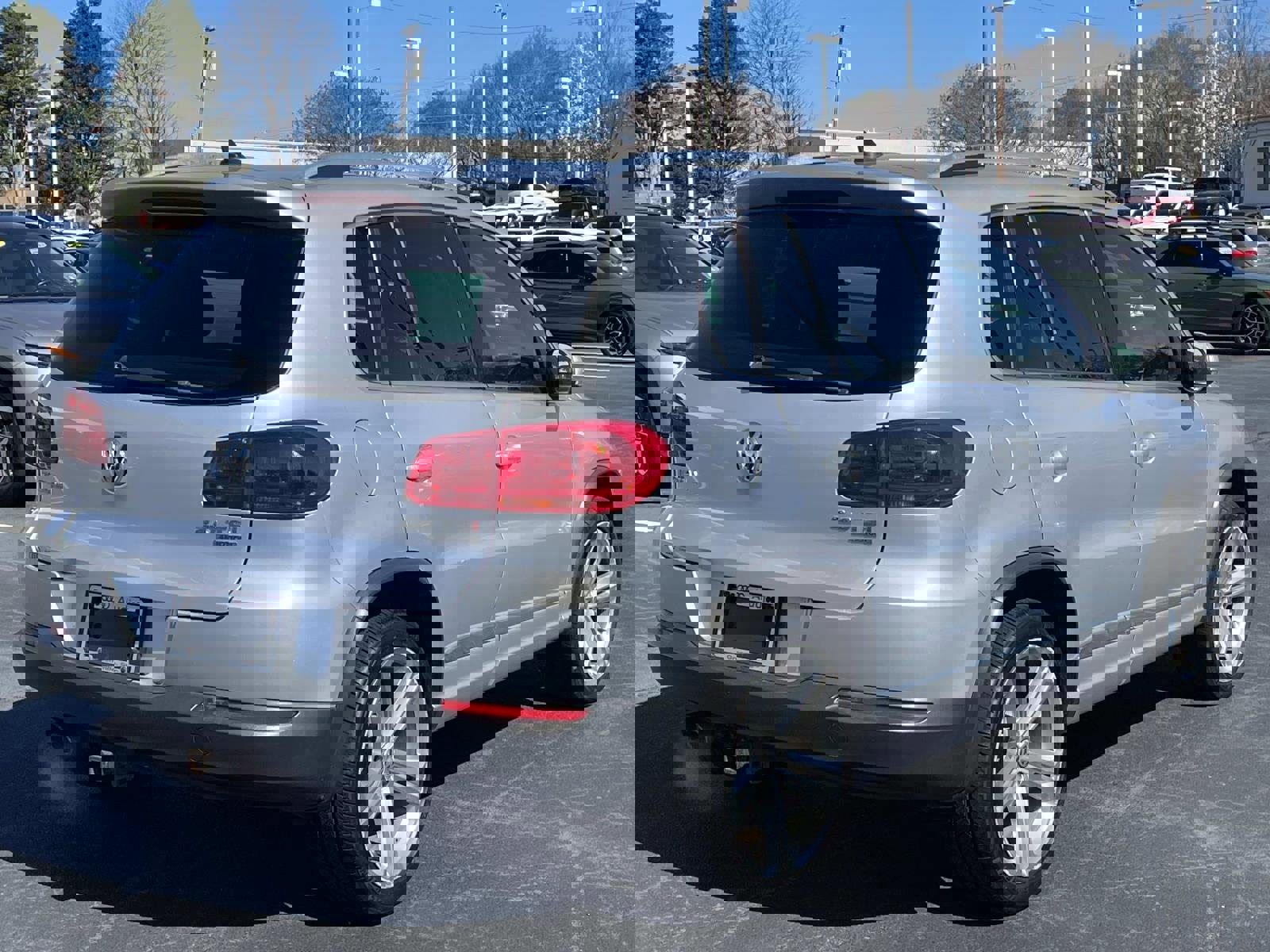 Used 2014 Volkswagen Tiguan R-Line image 7