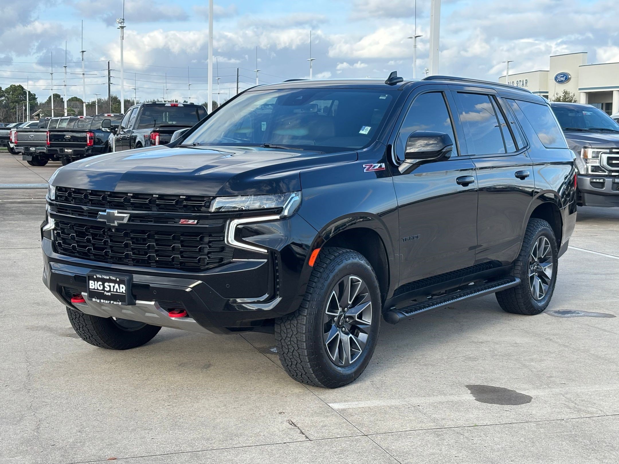 Used 2023 Chevrolet Tahoe Z71 w/ Off-Road Capability Package image 9