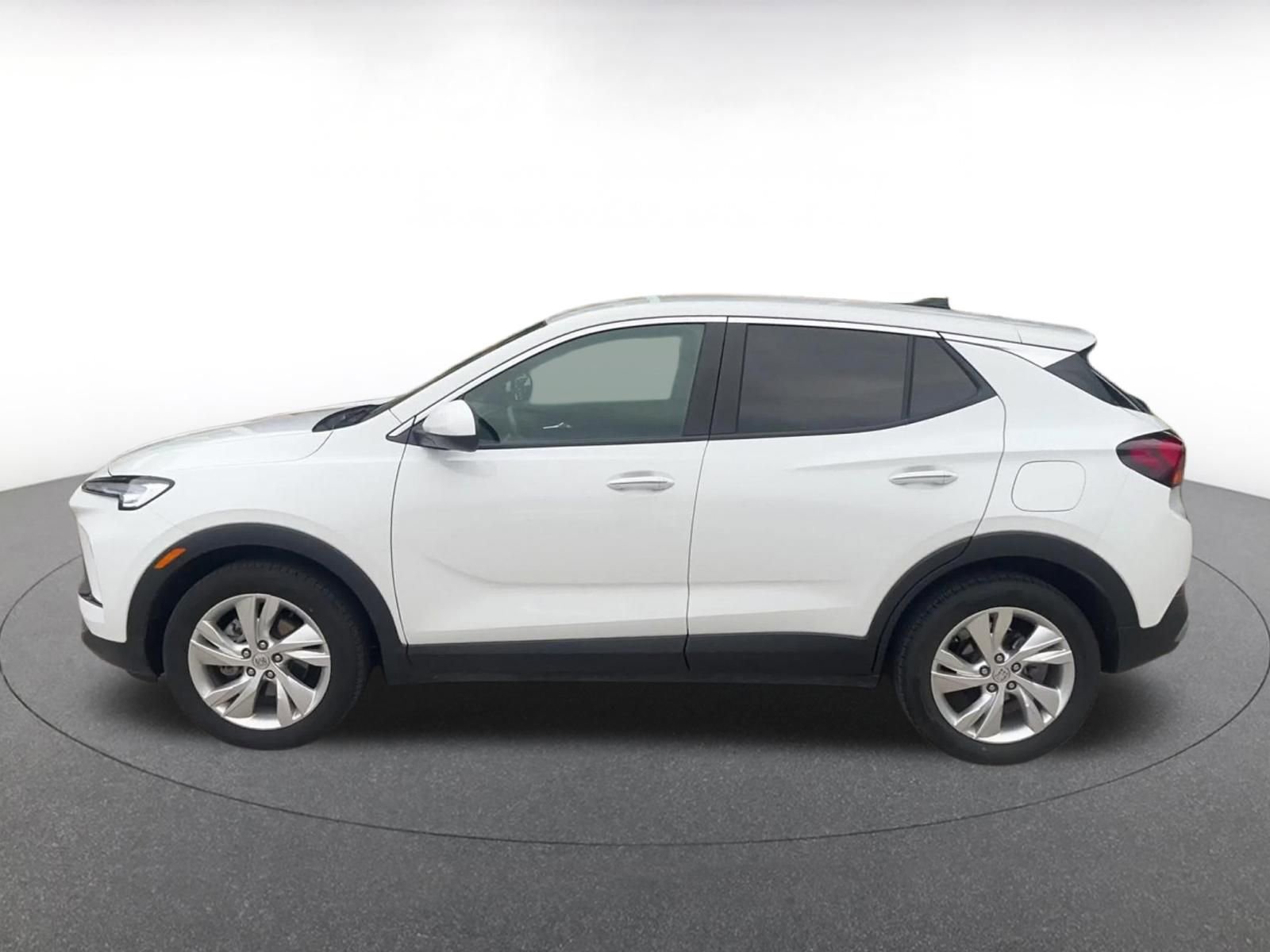 Used 2025 Buick Encore GX Preferred FWD image 8
