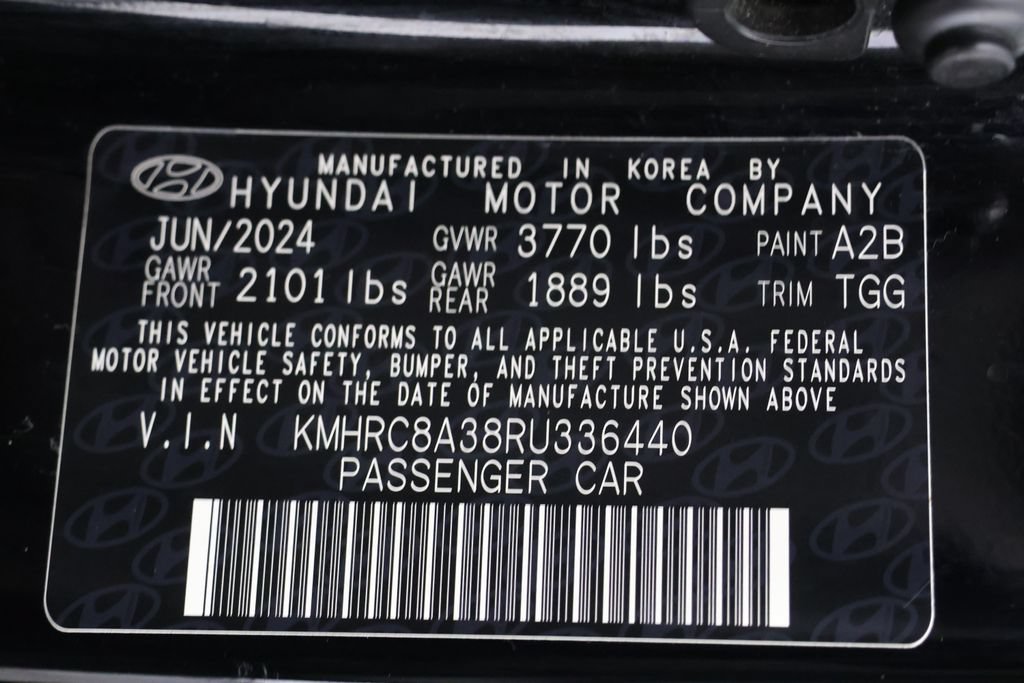 Used 2024 Hyundai Venue SEL FWD image 28