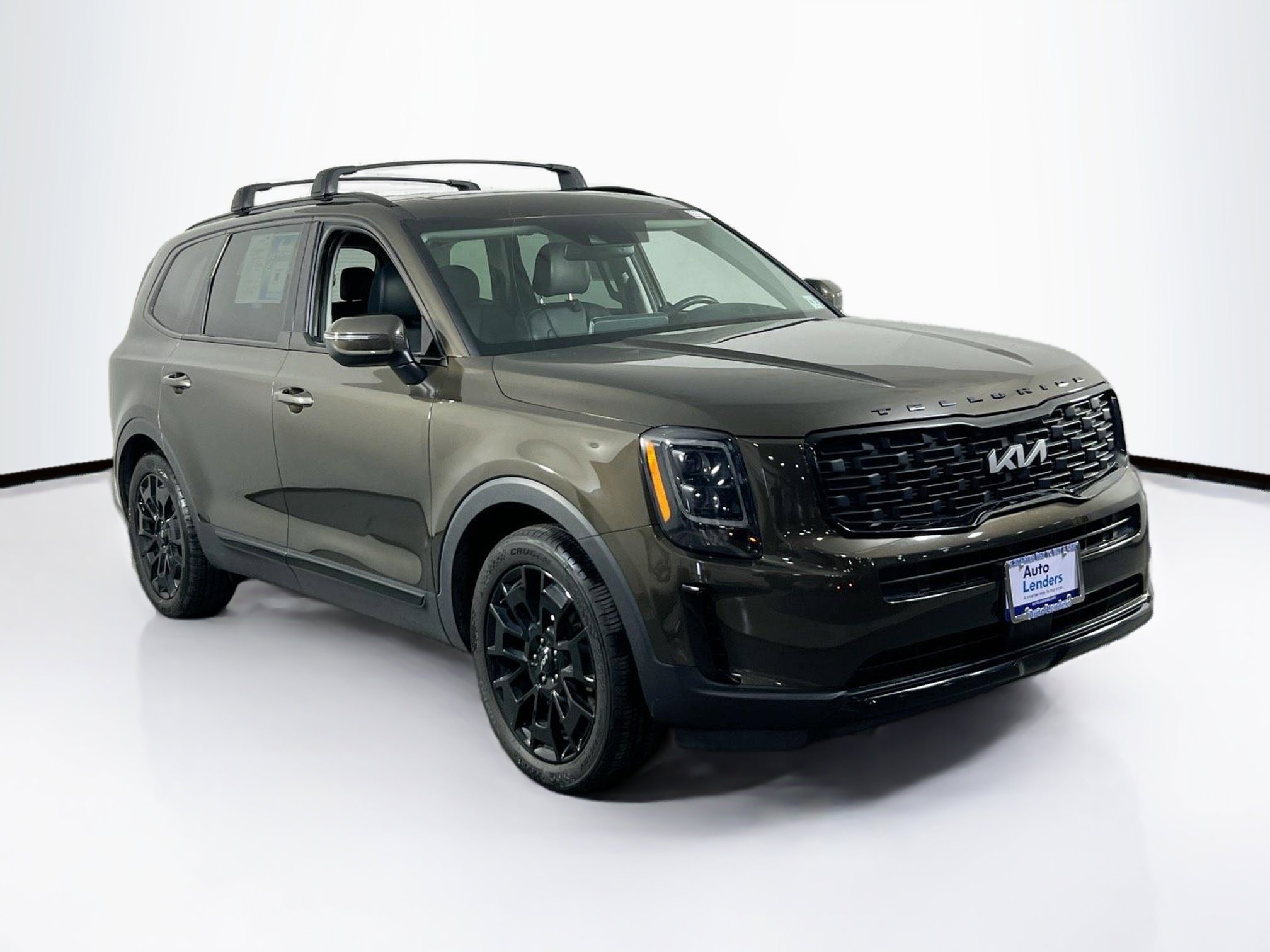 Used 2022 Kia Telluride EX w/ EX Premium Package image 3
