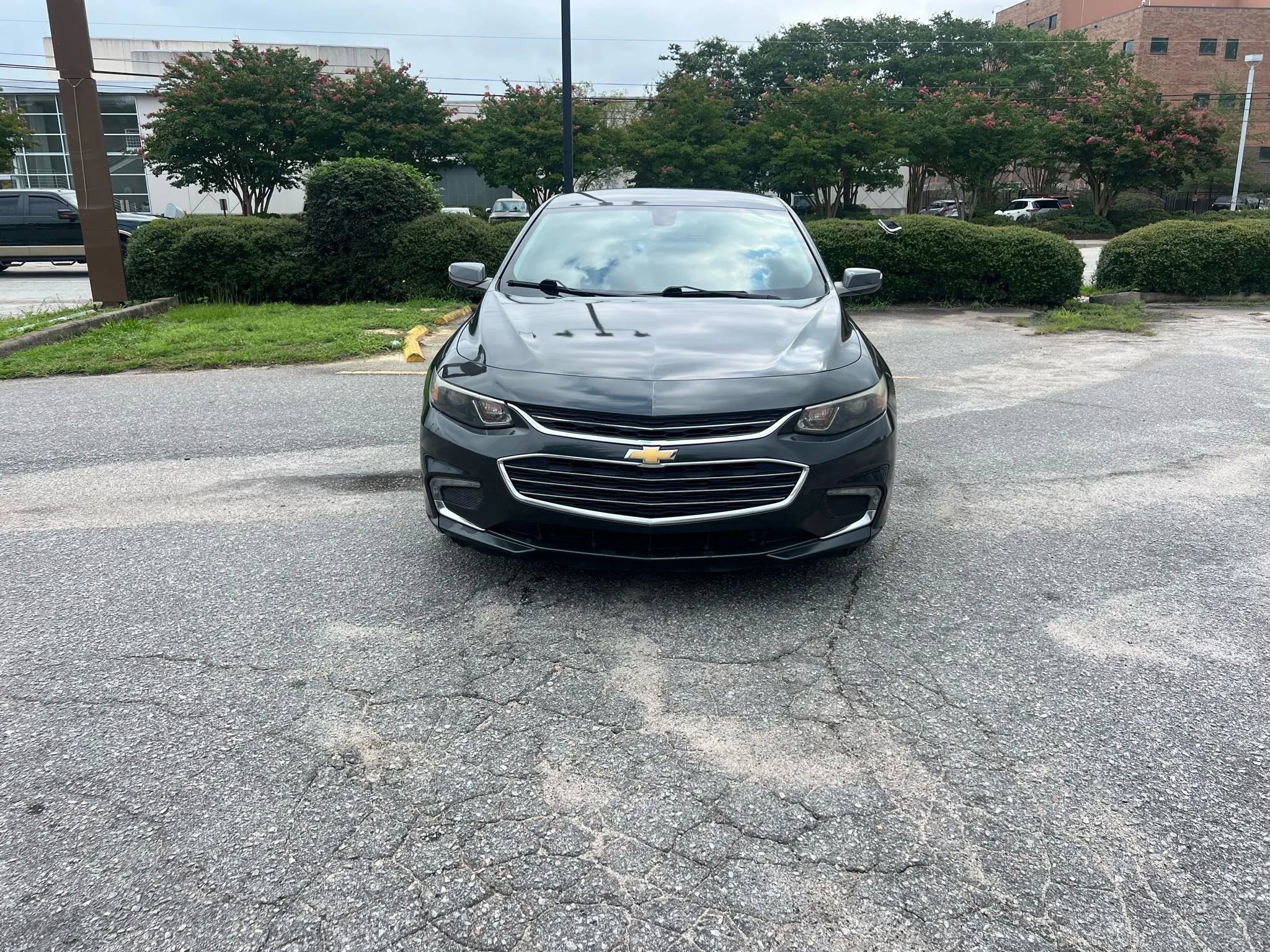 Used 2017 Chevrolet Malibu LT FWD image 12