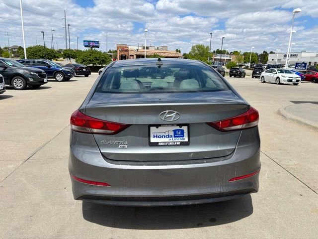 Used 2017 Hyundai Elantra SE w/ Cargo Package FWD image 6