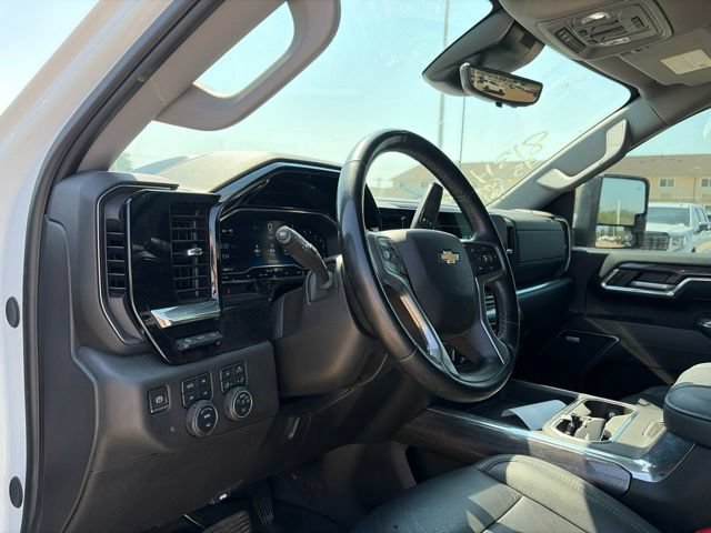 Used 2024 Chevrolet Silverado 2500 LTZ w/ LTZ Plus Package AWD/4WD image 13