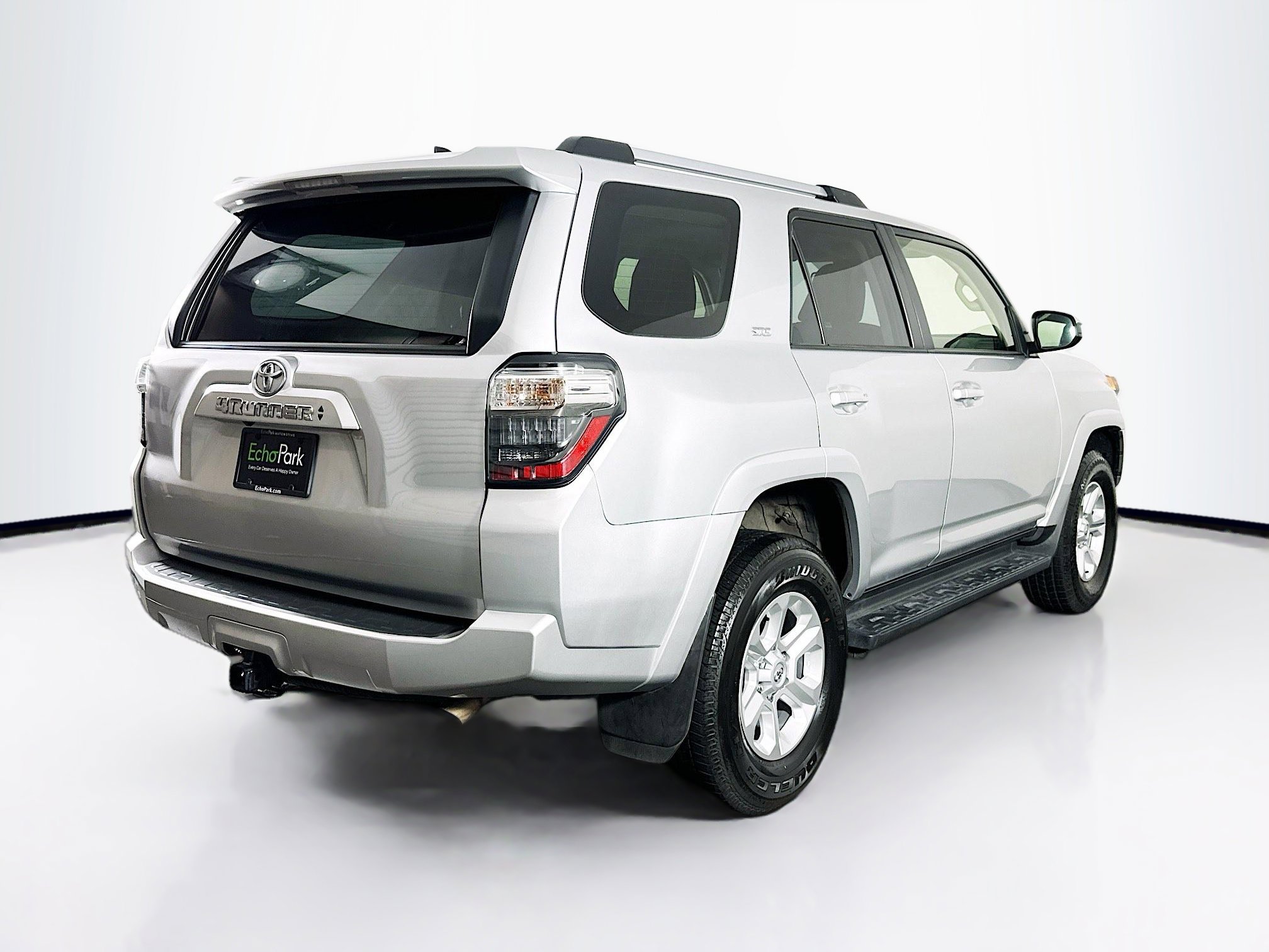 Used 2024 Toyota 4Runner SR5 image 9