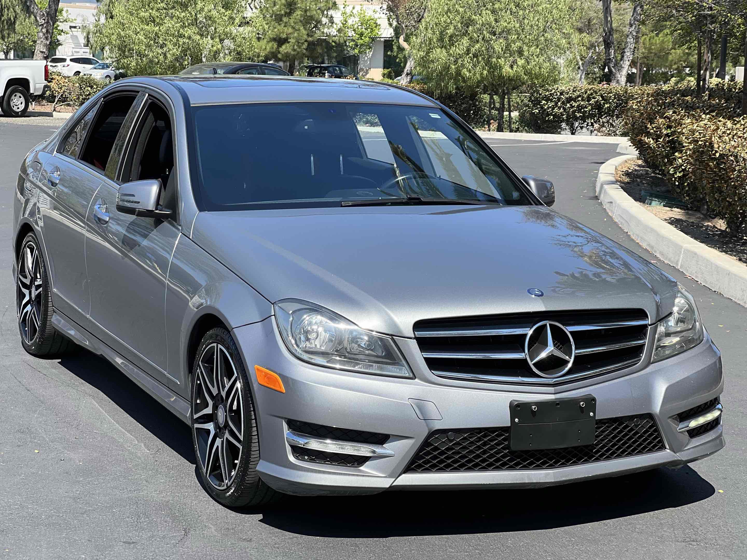 Used 2014 Mercedes-Benz C 250 Sedan image 16