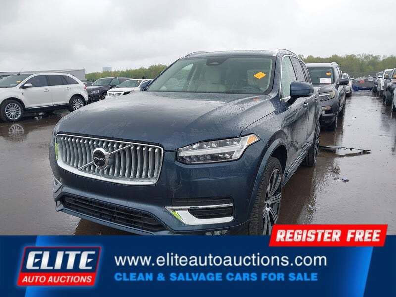 Used 2025 Volvo XC90 B6 Ultra w/ Protection Package Premier AWD/4WD image 4