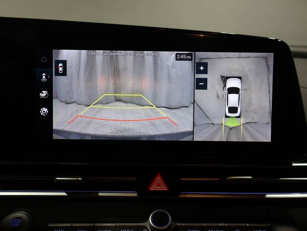 Used 2024 Hyundai Elantra Limited image 27