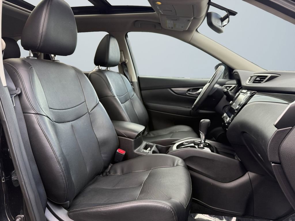 Used 2016 Nissan Rogue SL w/ SL Premium Package image 15
