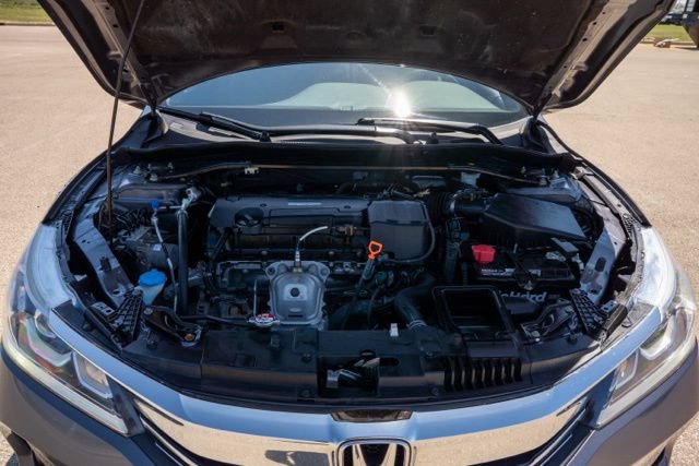 Used 2016 Honda Accord Sport image 25