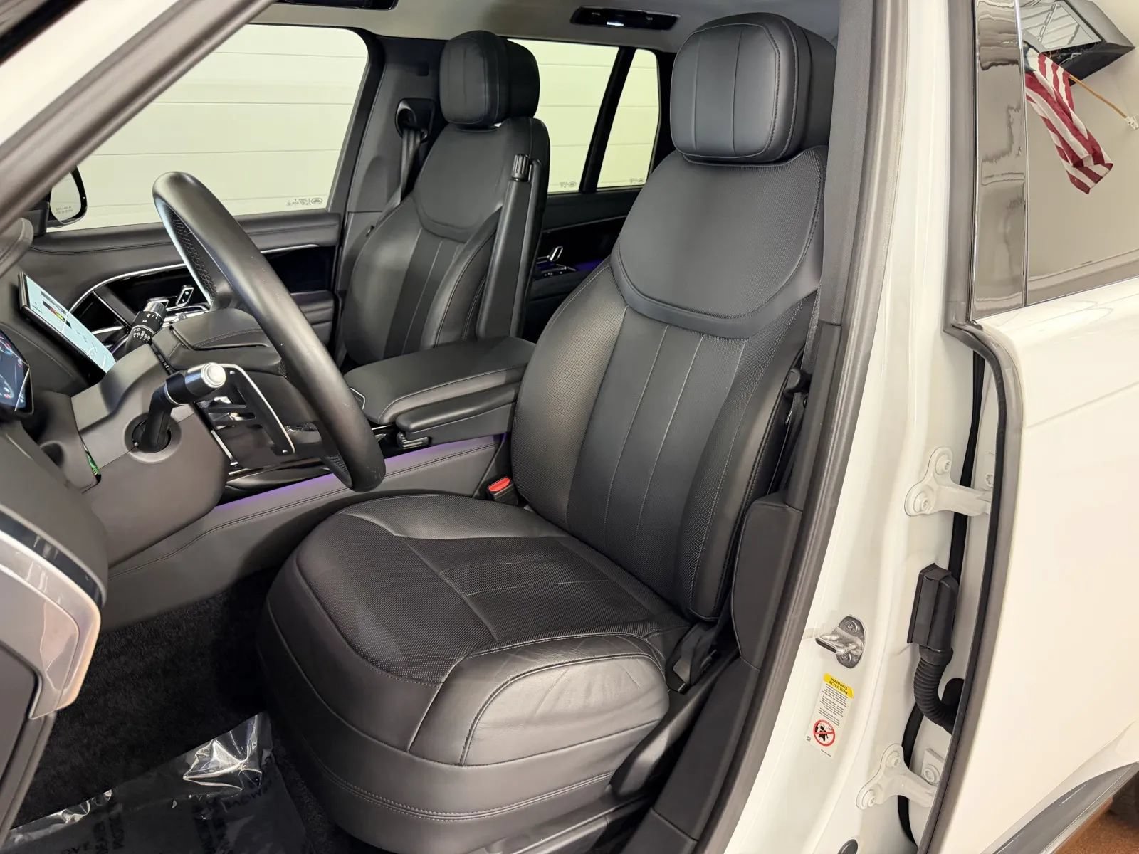 Used 2022 Land Rover Range Rover SE AWD/4WD image 15