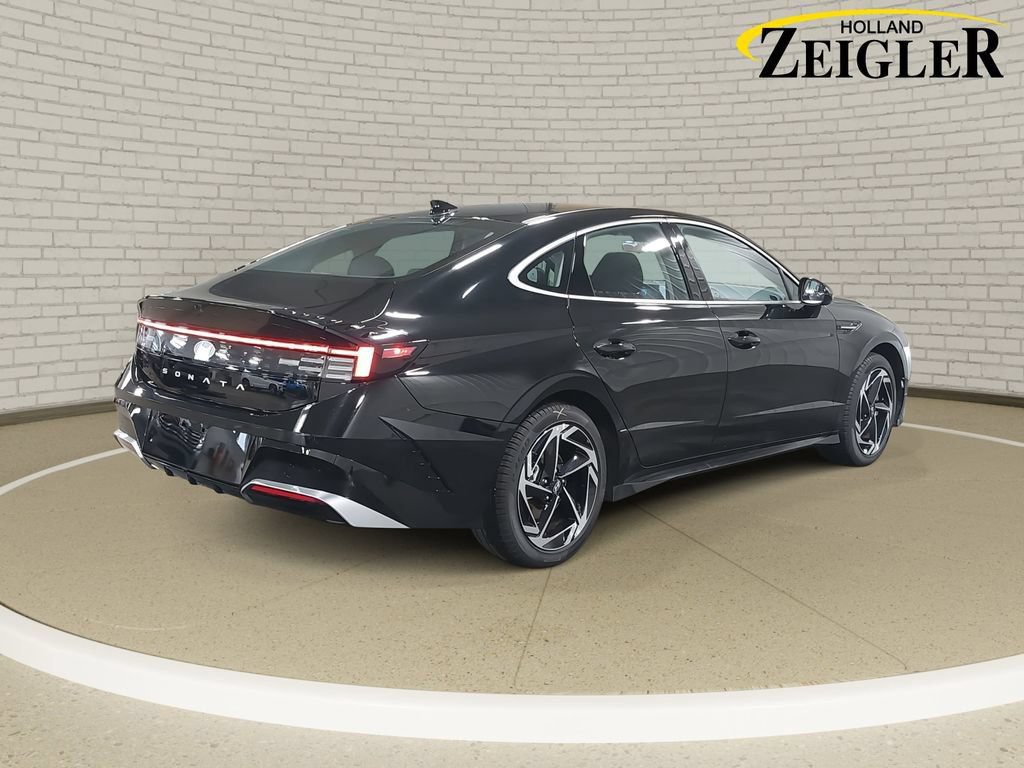 Used 2026 Hyundai Sonata SEL FWD image 5
