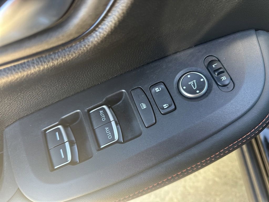 Used 2025 Honda HR-V Sport image 14