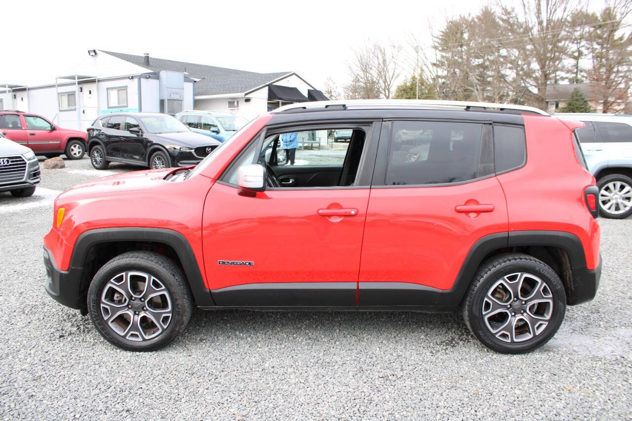 Used 2017 Jeep Renegade Limited image 10
